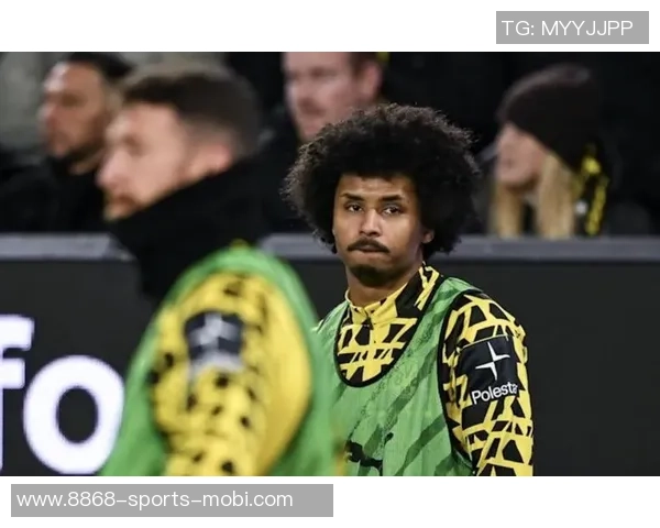 阿德耶米替换时摔水瓶引发争议科瓦奇回应称没有必要